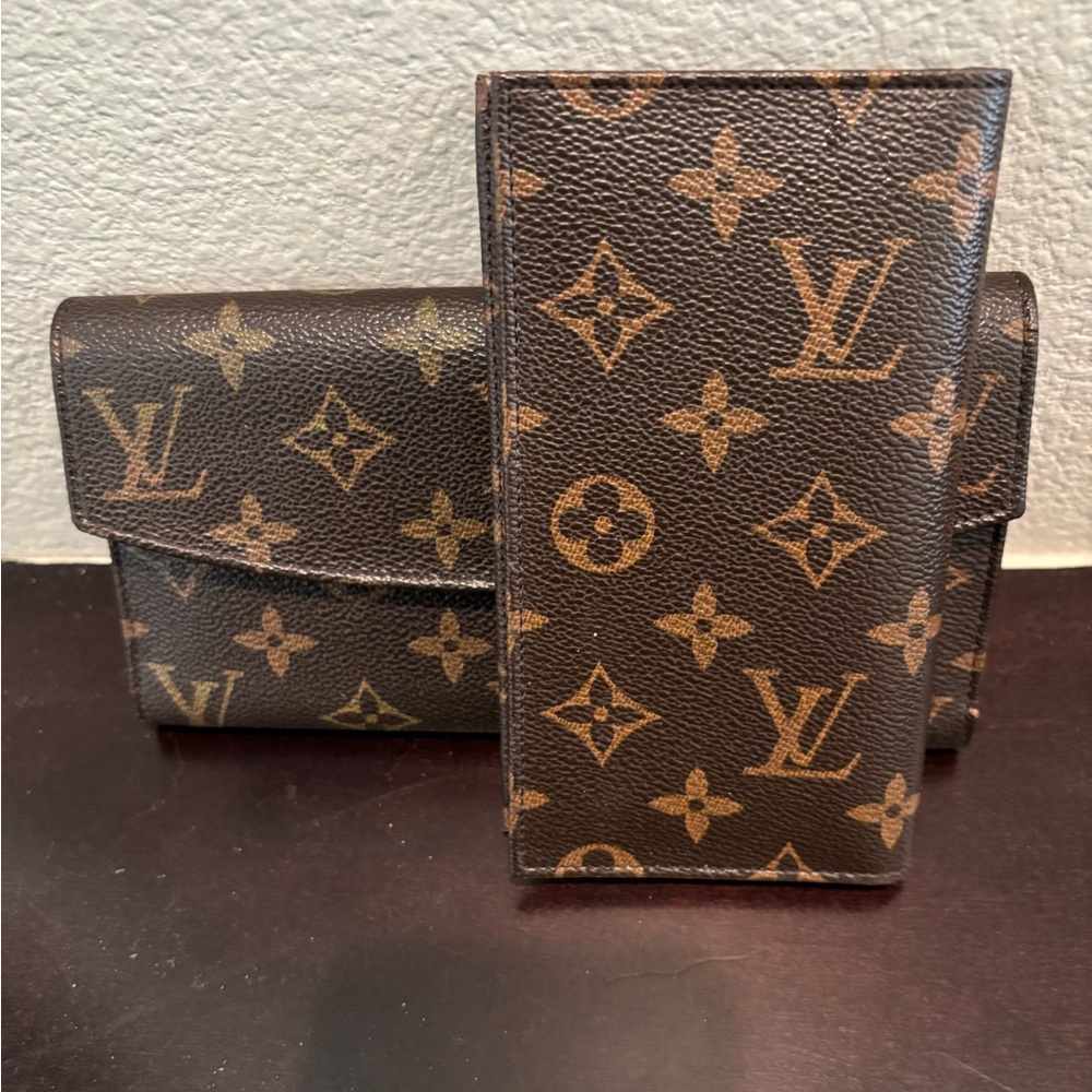 Louis Vuitton Brown Monogram Set